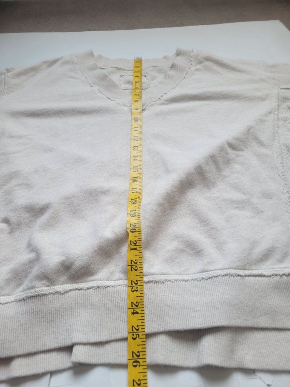 Aerie Vacay Every Day V Neck off White Sweatshirt Size S Casual Everyday Wear - Picture 9 of 10